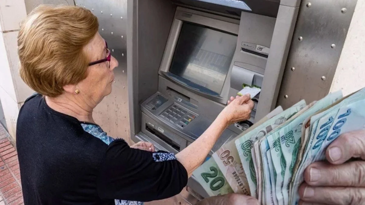 Kurban Bayramı İkramiyesinde Değişiklik! Emekli Ödemesine Çok Erken Kavuşacak! - Ekonomi Haberleri